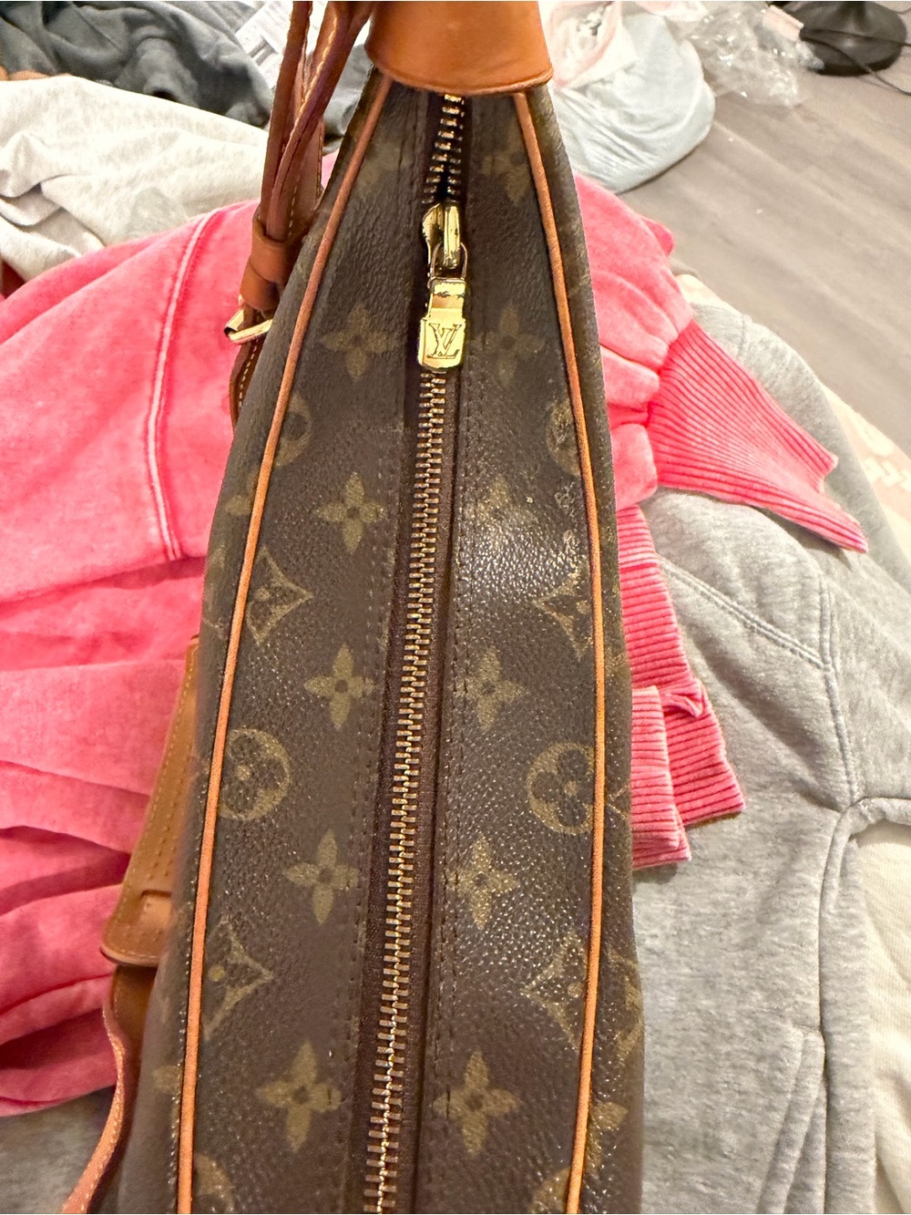 Louis Vuitton Dark Brown Monogram Canvas Shoulder Bag with Tan Trim - Picture 5 of 6